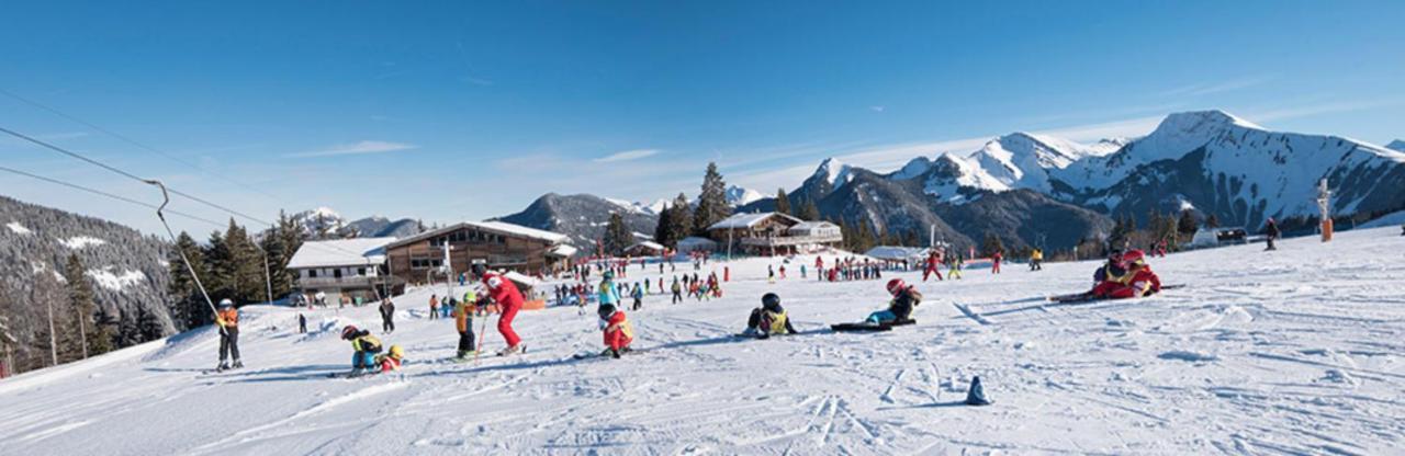Joli Studio 4 Pers 30M Des Pistes Balcon Plein Sud Au Pieds Des Pistes B27- Draps Non Compris Saint-Jean-dʼAulps المظهر الخارجي الصورة